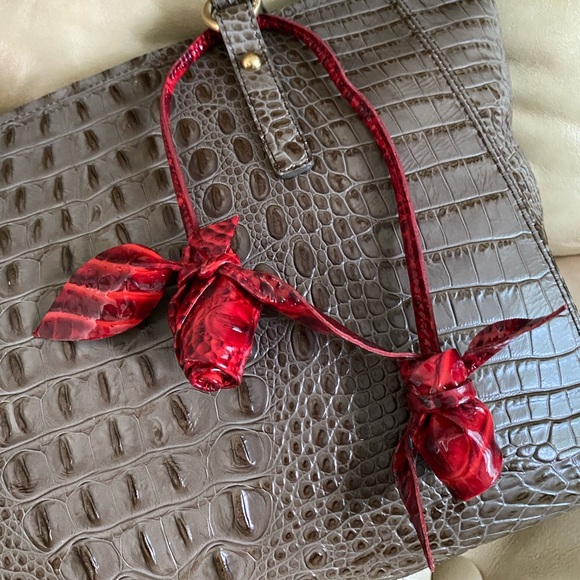 RARE Brahmin Red Lacquer LKNW Glossy Les Roses Double Rose Bag Charm Leather - Picture 4 of 8